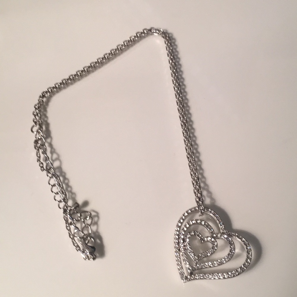 Crystals necklace - Picture 2 of 5